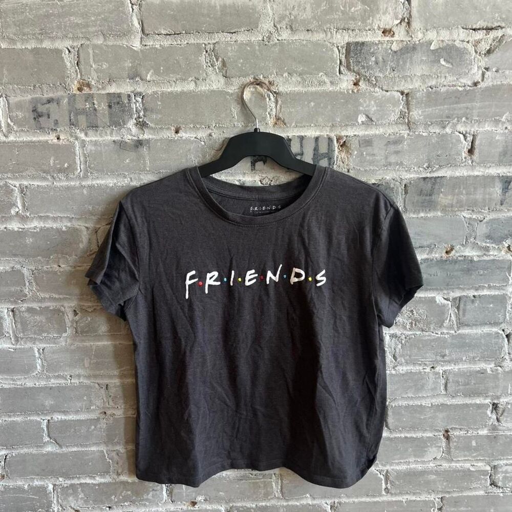 Jerry-leigh Friends Graphic Tee Large